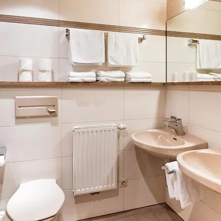 Appartementanlage Kerber Ξενοδοχείο με διαμερίσματα Ζέεφελντ