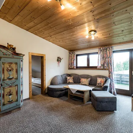 Appartementanlage Kerber 3* Seefeld w Tirolu